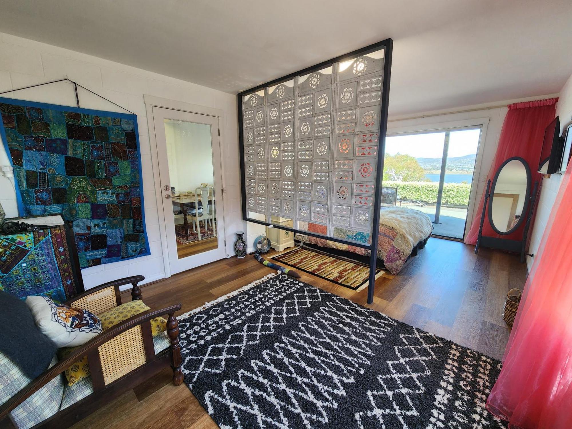Waterfront Abode - 2 Bedrooms Гобарт Екстер'єр фото